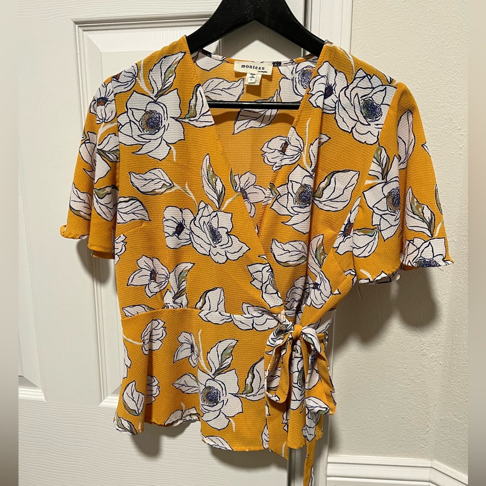 Side tie blouse